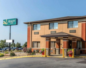 Отель Quality Inn at Collins Road - Cedar Rapids  Сидар-Рапидс